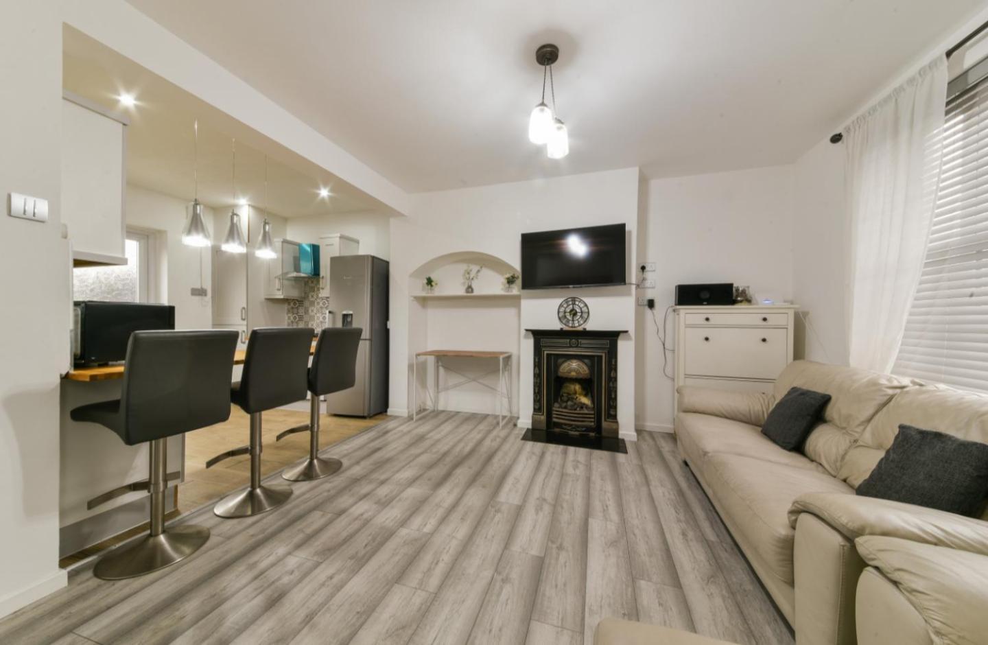 Bromley Serviced Apartments - Beckenham Place Park - London - 2 Bed House - Free Parking - 2 Beds 1 Sofabed Екстериор снимка